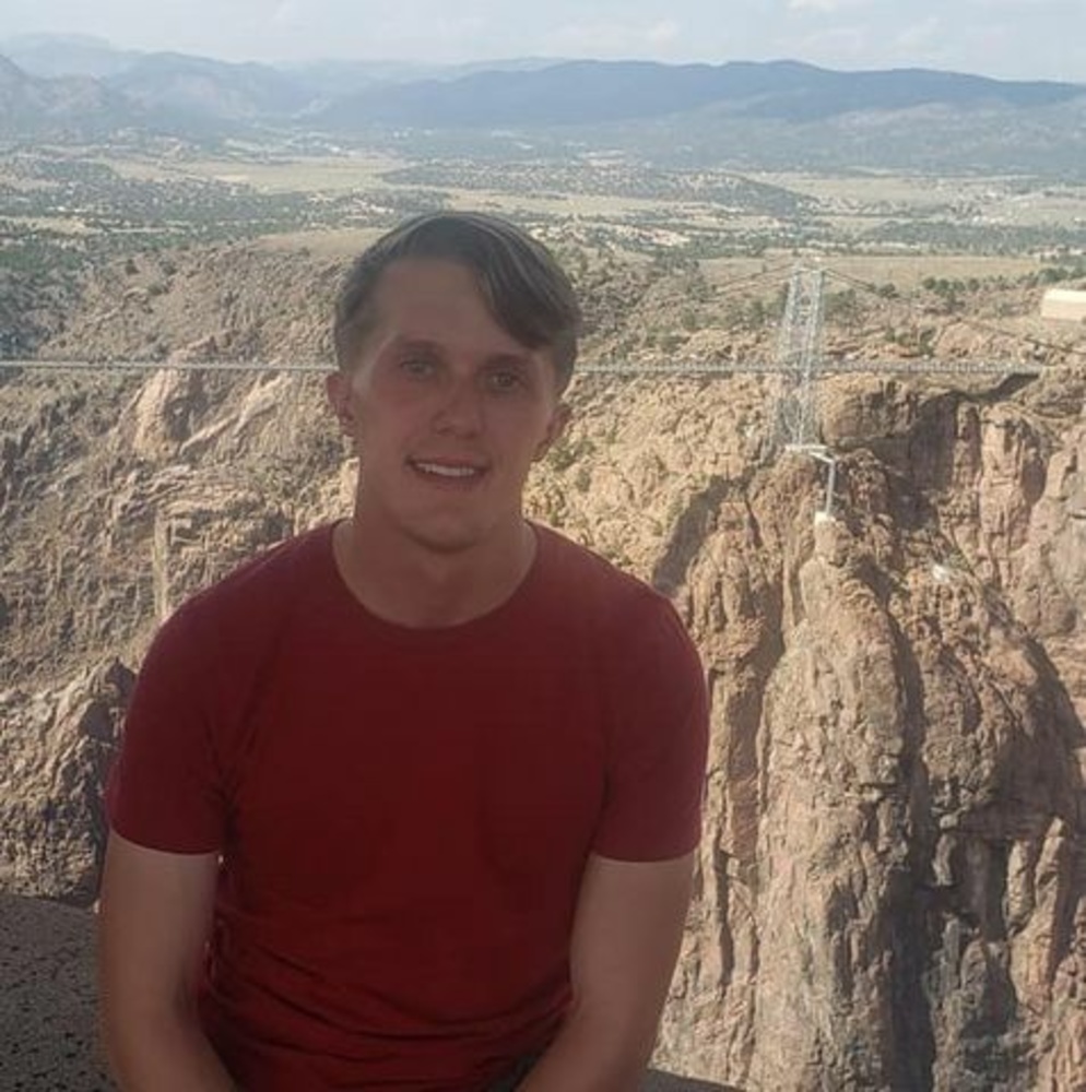 Meet your Posher, Tyler